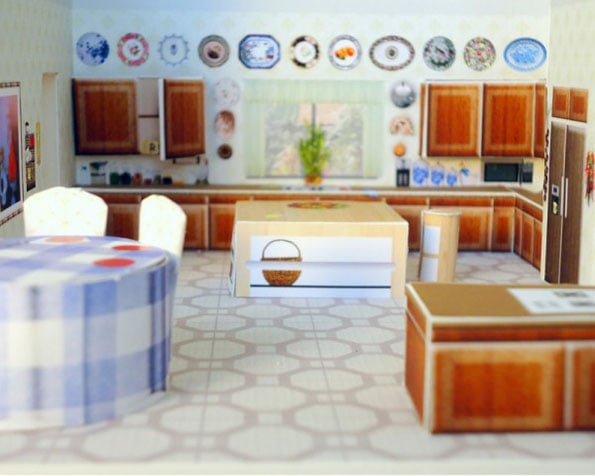golden-girls-papercraft-house-3