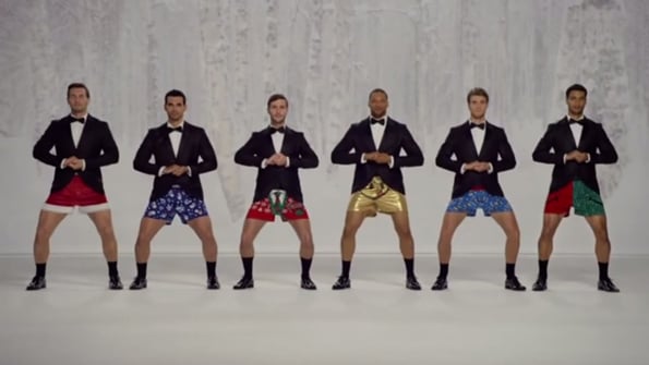 Dudes Play ‘Jingle Bells’ With Their Dongs