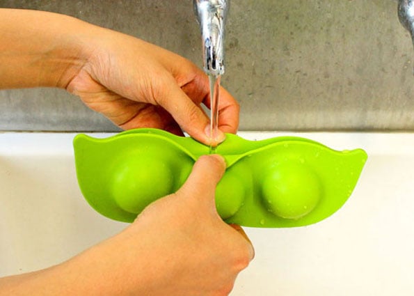 frozen-peas-ice-mold-2
