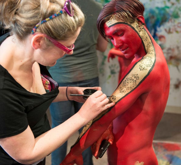 body-painted-human-temple-3
