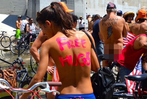 world-naked-bicycle-ride-6