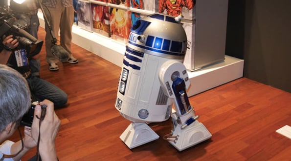 r2-d2-mini-fridge-3