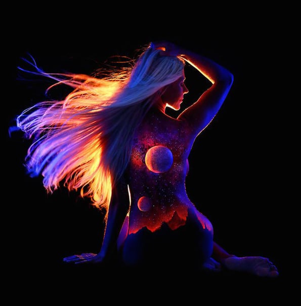 blacklight-body-art-1