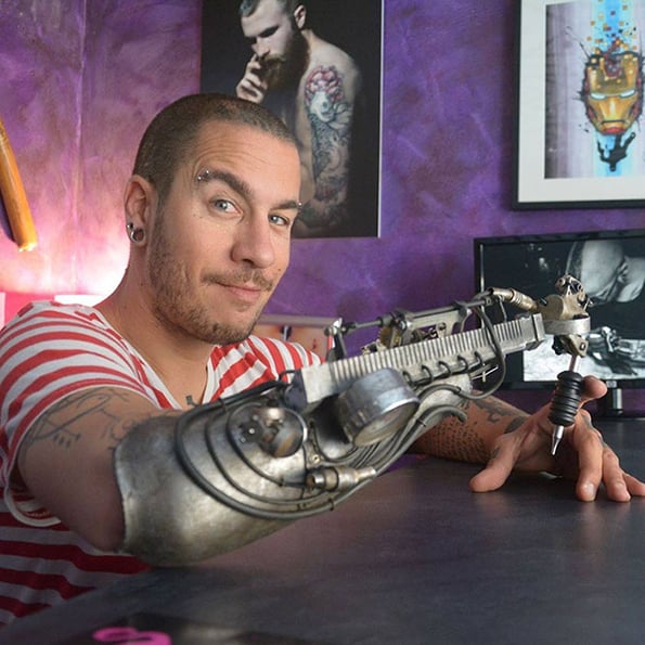 tattoo-gun-prosthetic-2