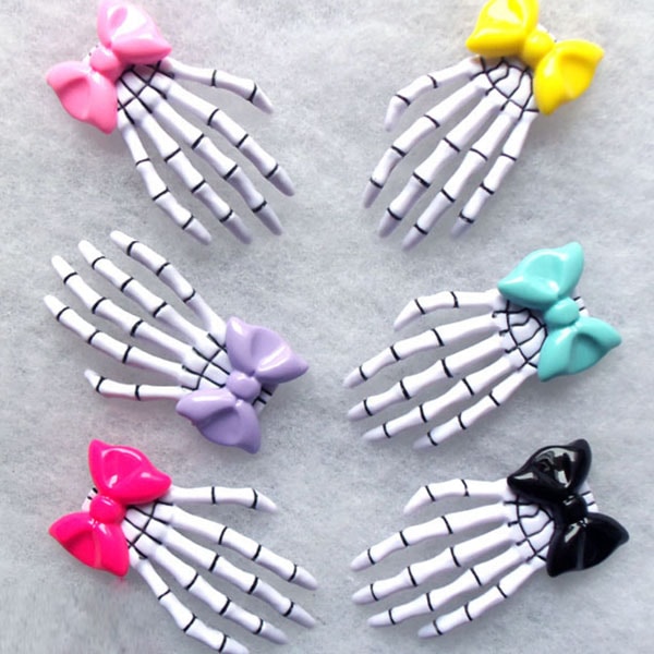 skeleton hand hair clip