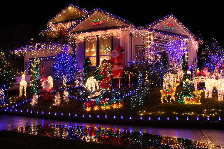 Decorate a House for the Christmas Holidays