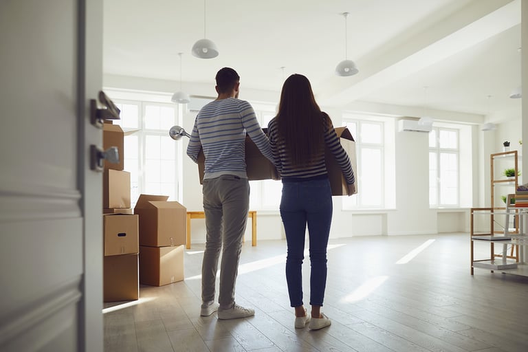 How You Can Save Money by Moving to the Middle East