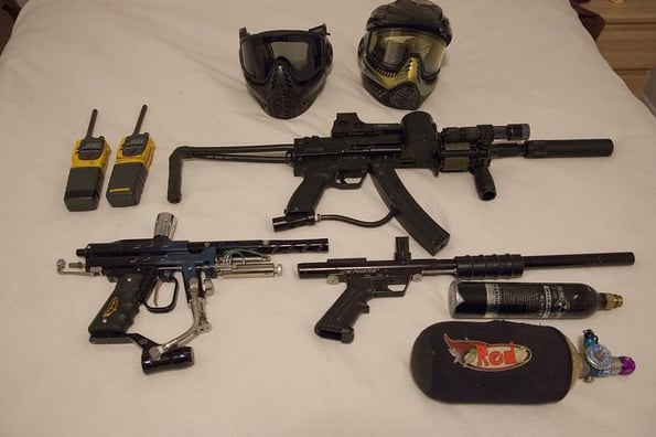 guns