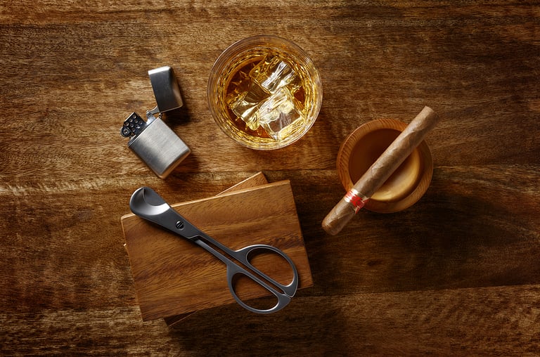 How to Ash a Cigar