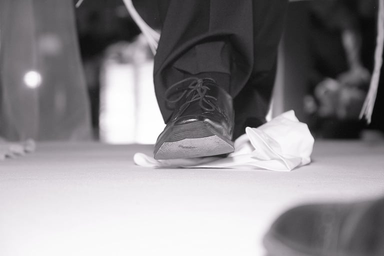 Attending a Jewish Wedding: What to Wear