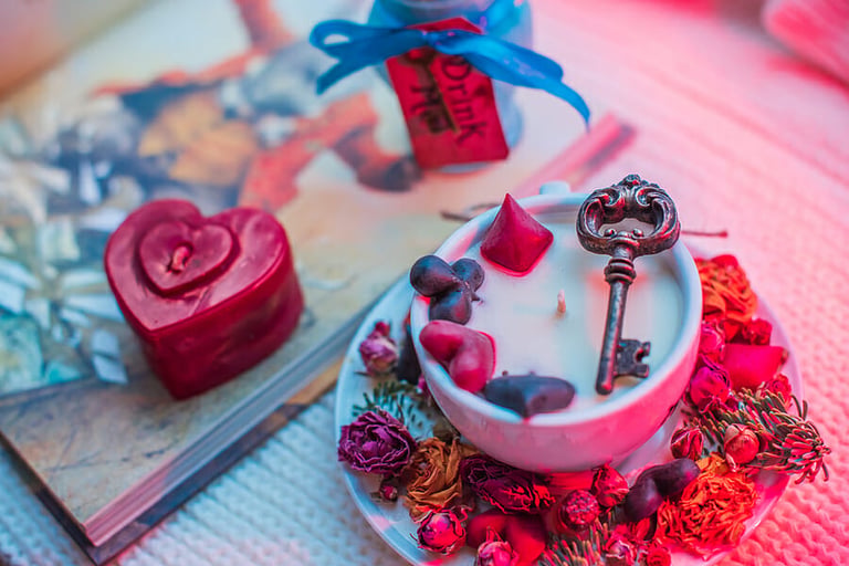 5 Tips for Hosting a Themed Party