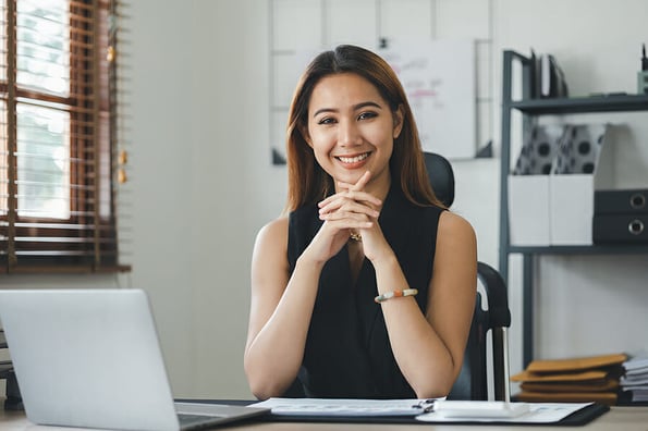 Asian women working in the office, young Asian business women as business executives, founding and running start-up executives, young female business leaders. Startup business concept.