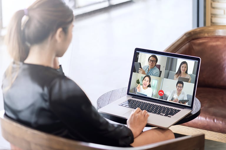 Boosting Morale for Remote Workers – 8 Tips