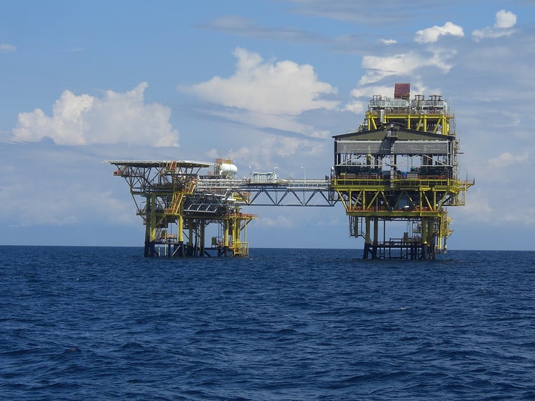 5 Common Causes of Oil Rig Accidents and How to Prevent Them