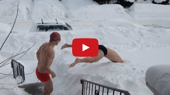 2 Maniacs Go Snow Swimming