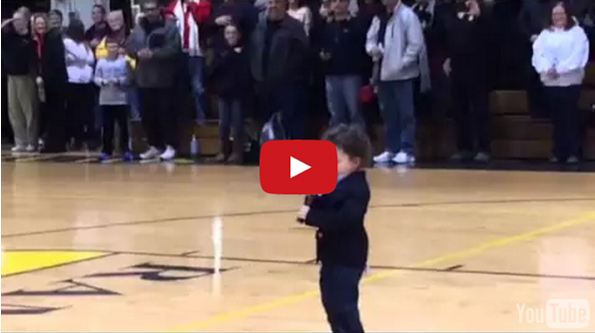 Dawww! A Toddler Sings The National Anthem