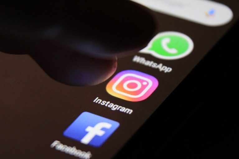 How Much Time Do People Spend on Social Media?