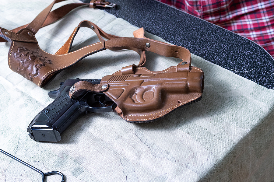 Kydex Vs Leather Holsters - Which One Should You Choose