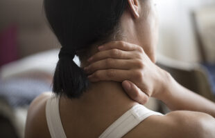 Lifestyle Changes for Minimizing Neck and Shoulder Discomfort