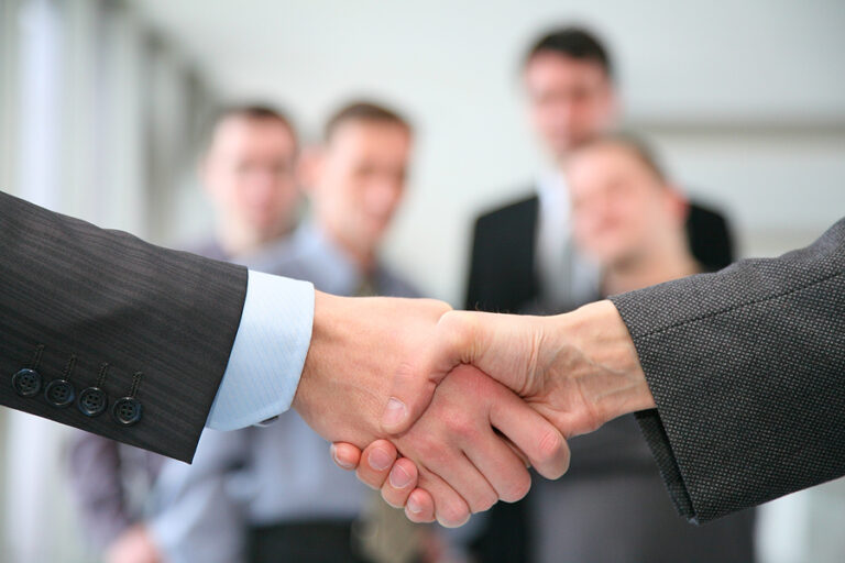 A Linkedin Marketing Strategy: What Are Its Possible Benefits?
