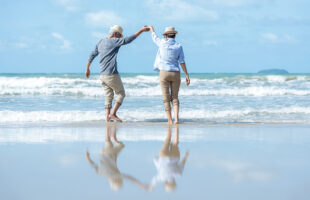 6 Traveling Tips for Seniors