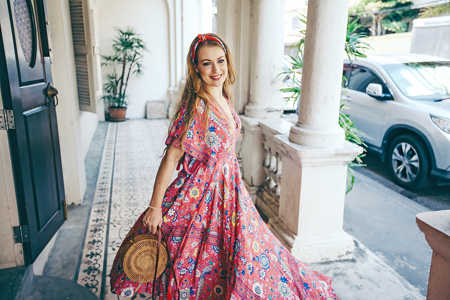 Flattering and Comfortable: Unveiling the Secrets of the Versatile Maxi Dress